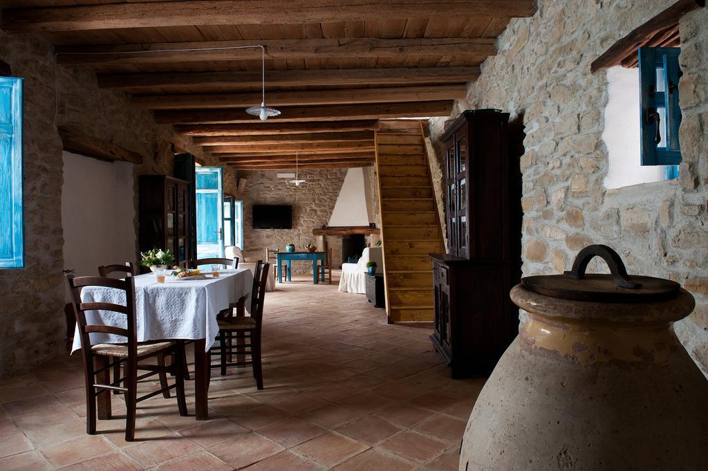 Bed and Breakfast Domu Antiga Gergei Exteriér fotografie