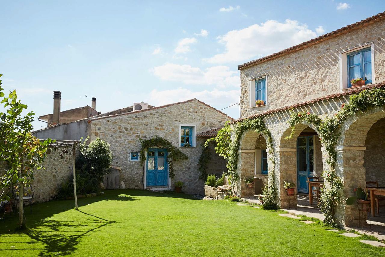 Bed and Breakfast Domu Antiga Gergei Exteriér fotografie